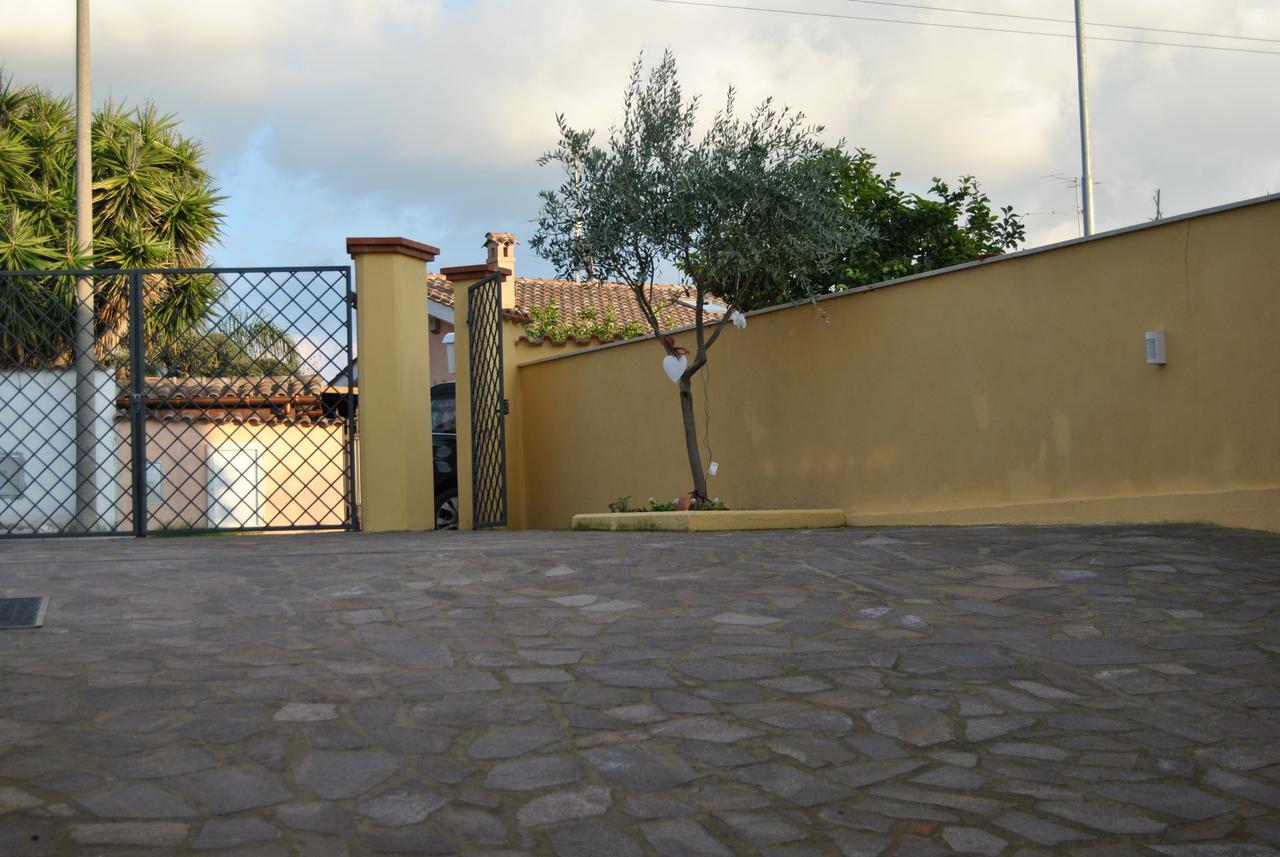Casa Di Moni Bed and Breakfast Ardea Esterno foto