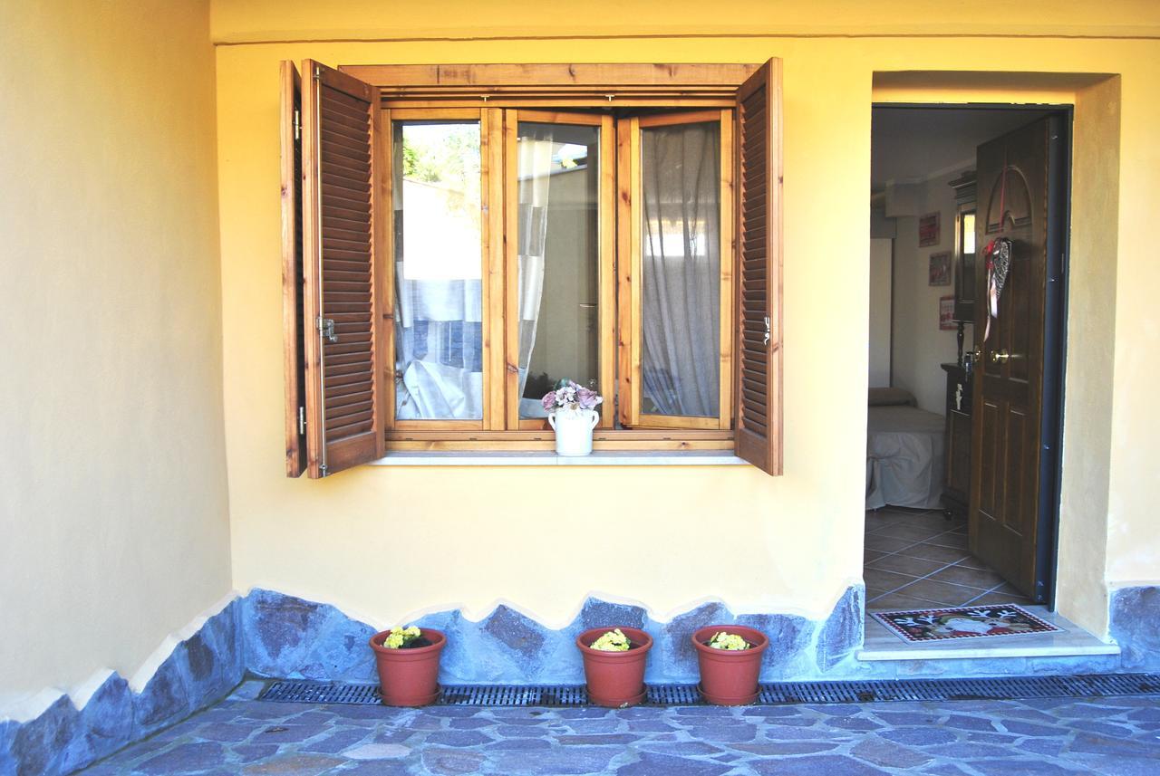 Casa Di Moni Bed and Breakfast Ardea Esterno foto