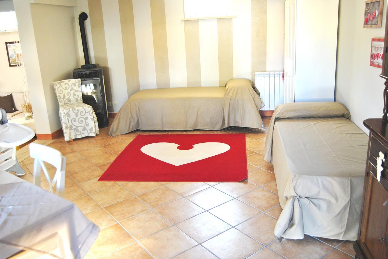 Casa Di Moni Bed and Breakfast Ardea Esterno foto